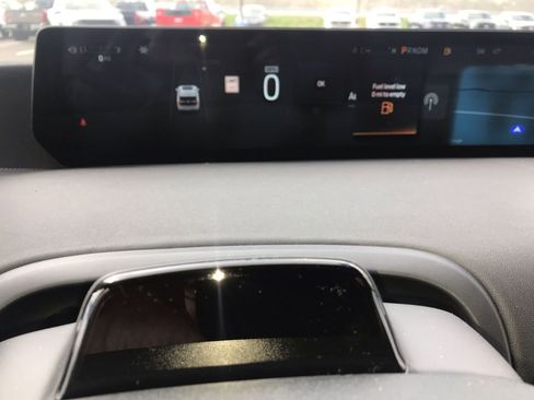 New 2026 Ford Expedition Max Platinum image 15