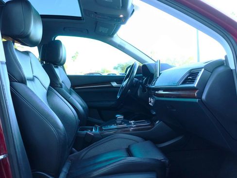 Used 2018 Audi Q5 Premium Plus w/ Premium Plus Package image 36