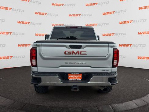 Used 2021 GMC Sierra 2500 SLE w/ SLE Value Package; AWD/4WD image 4