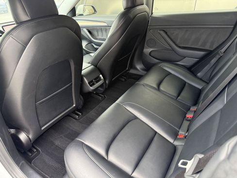 Used 2022 Tesla Model 3 Performance AWD/4WD image 16