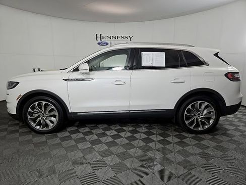 Certified 2022 Lincoln Nautilus Reserve w/ Equipment Group 201A image 8