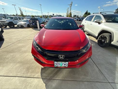 Used 2019 Honda Civic Sport image 2