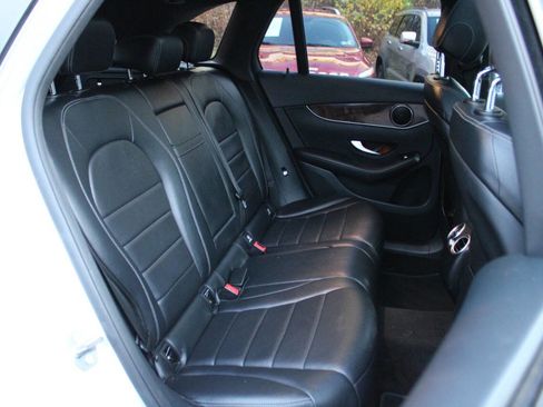 Used 2017 Mercedes-Benz GLC 300 4MATIC image 29