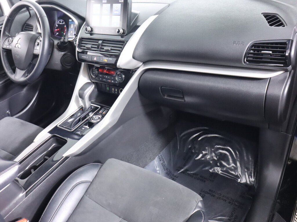 Used 2022 Mitsubishi Eclipse Cross SE AWD/4WD image 39