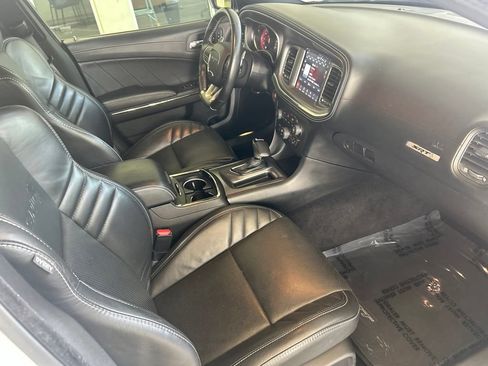 Used 2019 Dodge Charger SRT Hellcat w/ Harman/Kardon Audio Group RWD image 27