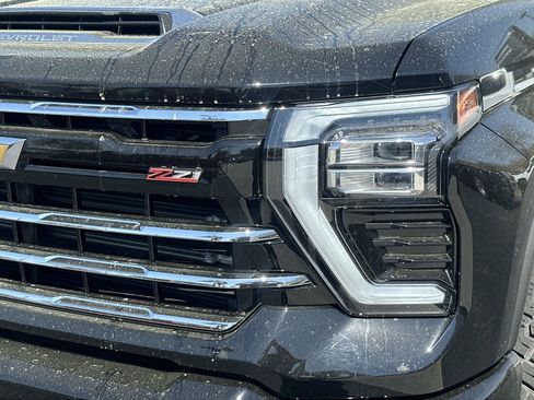 Used 2024 Chevrolet Silverado 2500 LTZ w/ LTZ Plus Package image 11