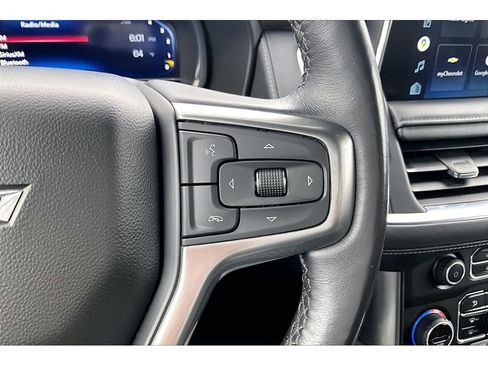 Used 2022 Chevrolet Tahoe Z71 w/ Luxury Package AWD/4WD image 12