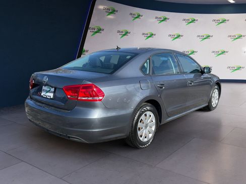 Used 2013 Volkswagen Passat 2.5 S image 3