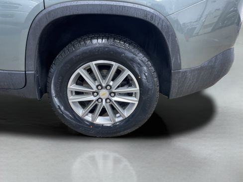 Used 2023 Chevrolet Traverse LT AWD/4WD image 24