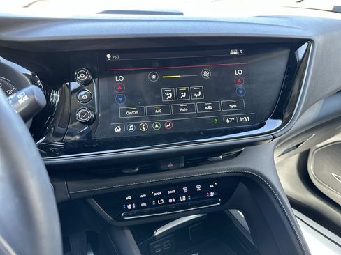 Used 2023 Buick Envision Avenir AWD/4WD image 21