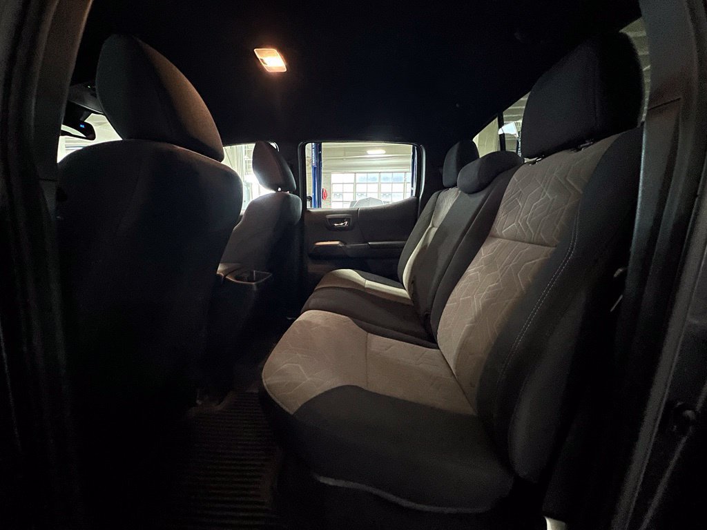 Certified 2023 Toyota Tacoma TRD Sport w/ Advanced Technology Package AWD/4WD image 16