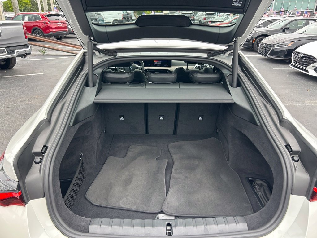 Used 2025 BMW i4 eDrive40 RWD image 31