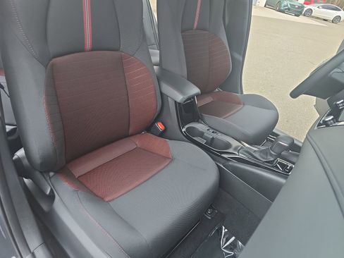 Used 2025 Toyota Corolla SE image 16