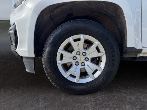 Used 2022 Chevrolet Colorado LT w/ Fleet Safety Package image 9