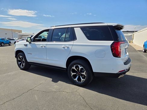 Used 2025 GMC Yukon AT4 w/ AT4 Premium Package AWD/4WD image 4