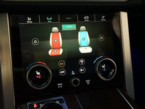 Used 2020 Land Rover Range Rover Long Wheelbase HSE image 18