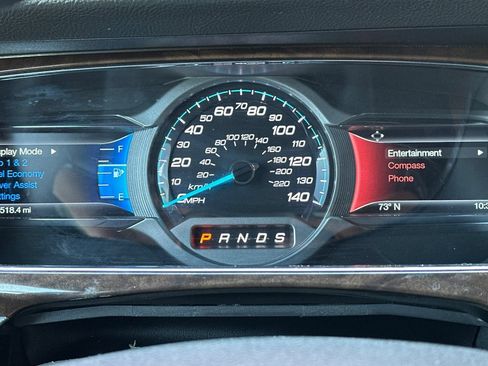 Used 2014 Ford Taurus Limited FWD image 27