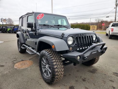 Used 2017 Jeep Wrangler Unlimited Sport image 21