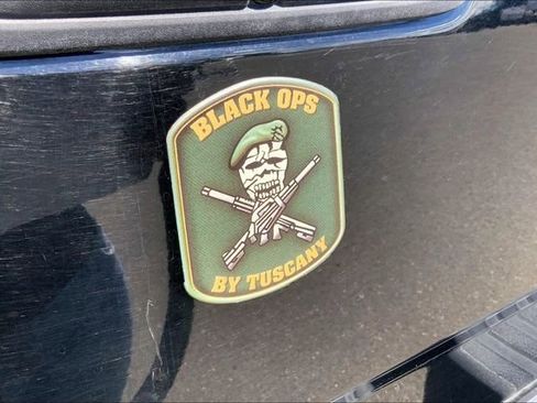 Used 2017 Chevrolet Silverado 1500 LTZ Z71 w/ LTZ Plus Package AWD/4WD image 8