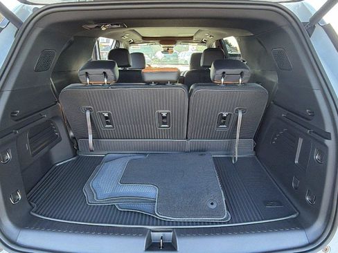 New 2027 Chevrolet Traverse Z71 w/ Enhanced Driving Package AWD/4WD image 14