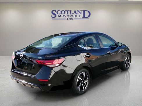 Used 2024 Nissan Sentra SV image 6