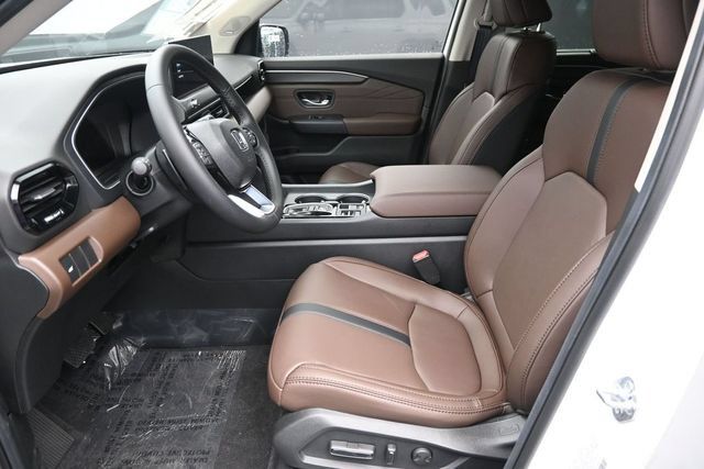 New 2026 Honda Pilot Touring image 21