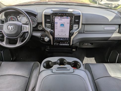 Used 2024 RAM 2500 Laramie w/ Safety Group AWD/4WD image 14