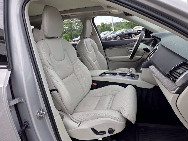 Used 2023 Volvo XC90 T8 Ultimate w/ Protection Package Premier AWD/4WD image 23