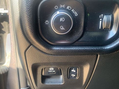 Used 2021 RAM 1500 Lone Star image 8