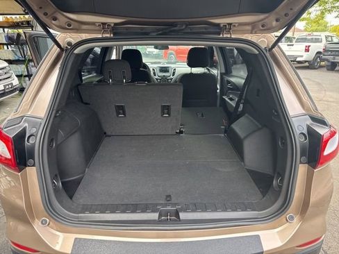 Used 2019 Chevrolet Equinox LS image 17