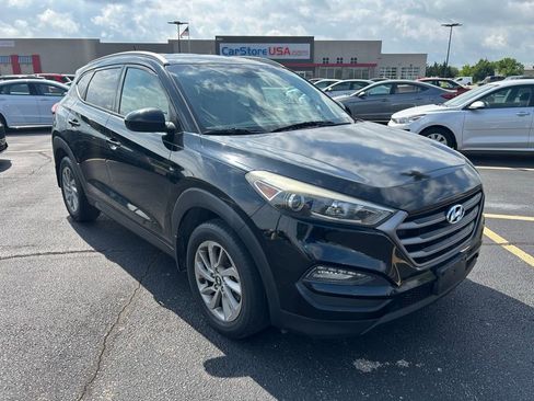 Used 2016 Hyundai Tucson SE w/ Option Group 02 FWD image 1