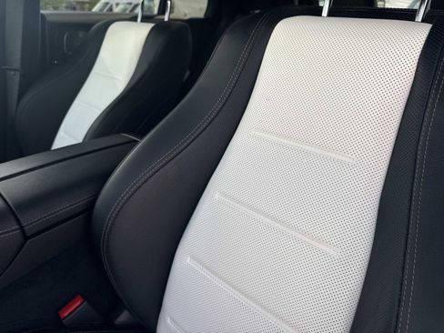 Certified 2025 Mercedes-Benz GLE 450e 4MATIC image 18