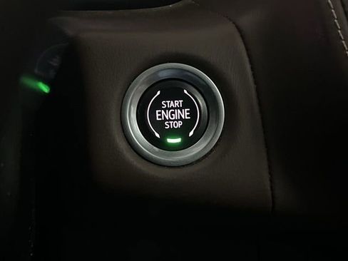 Used 2021 Chevrolet Tahoe High Country image 17