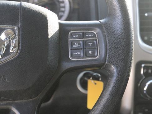 Used 2017 RAM 1500 Classic SLT image 20