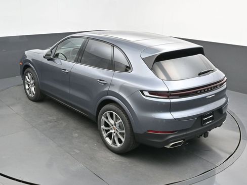 New 2026 Porsche Cayenne image 29