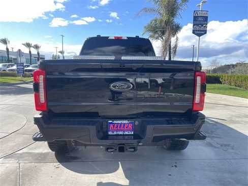 Used 2024 Ford F250 XLT w/ Black Appearance Package image 7