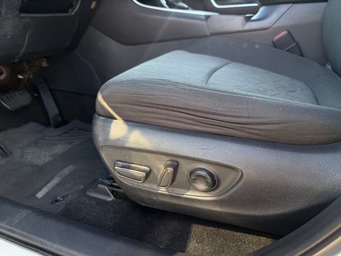 Used 2020 Toyota RAV4 XLE FWD image 14