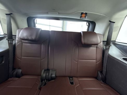 Used 2018 Chevrolet Tahoe Premier image 35