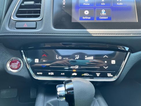 Used 2017 Honda HR-V EX image 34