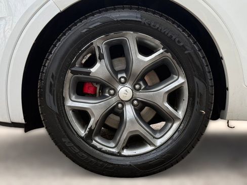 Used 2016 Kia Sorento SX image 12