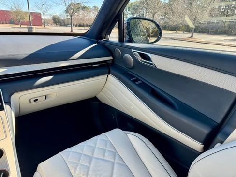 Used 2025 Genesis GV80 3.5T Prestige image 26