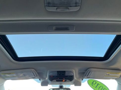 Used 2019 Subaru Crosstrek 2.0i Limited w/ Moonroof Package w/Navigation image 26