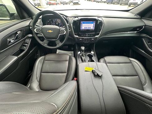 Used 2023 Chevrolet Traverse High Country w/ LPO, Floor Liner Package AWD/4WD image 22