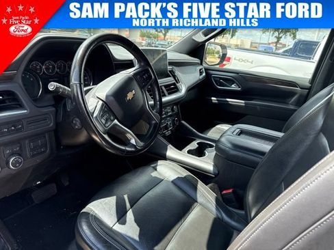 Used 2021 Chevrolet Tahoe LT w/ LT Signature Package RWD image 6