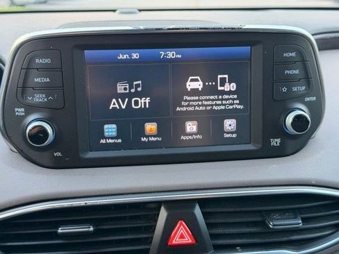 Used 2019 Hyundai Santa Fe SEL FWD image 29