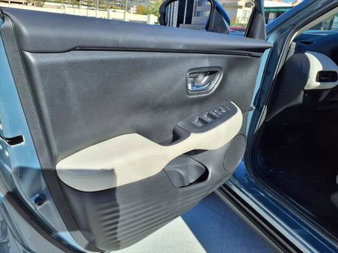 Used 2024 Honda HR-V LX image 11