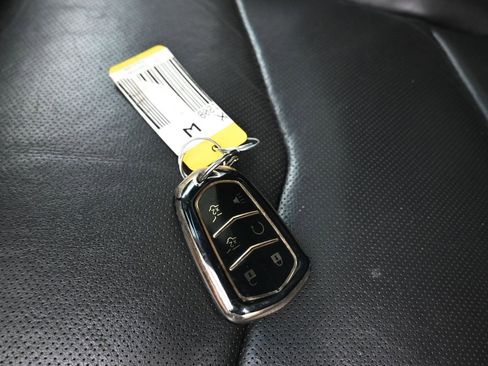 Used 2017 Cadillac Escalade ESV Luxury image 69