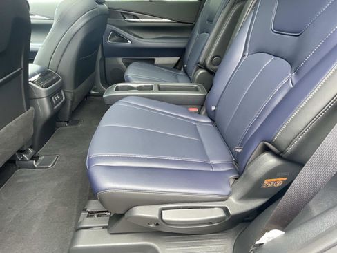 Certified 2026 INFINITI QX60 Sport w/ Dark Cargo Package AWD/4WD image 10