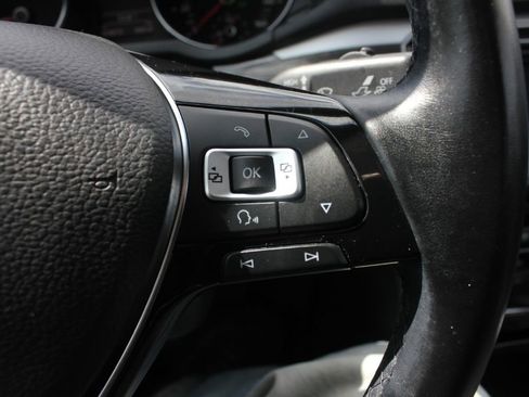Used 2016 Volkswagen Passat 1.8T SE image 14