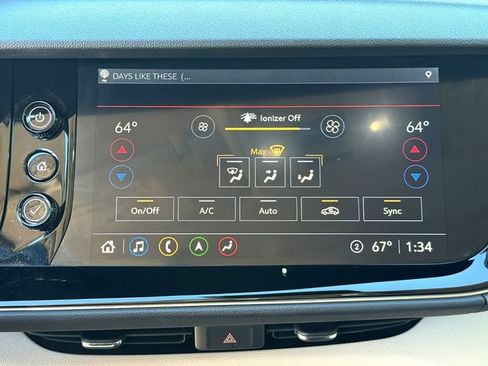 Used 2021 Buick Envision Avenir w/ Technology Package II image 20